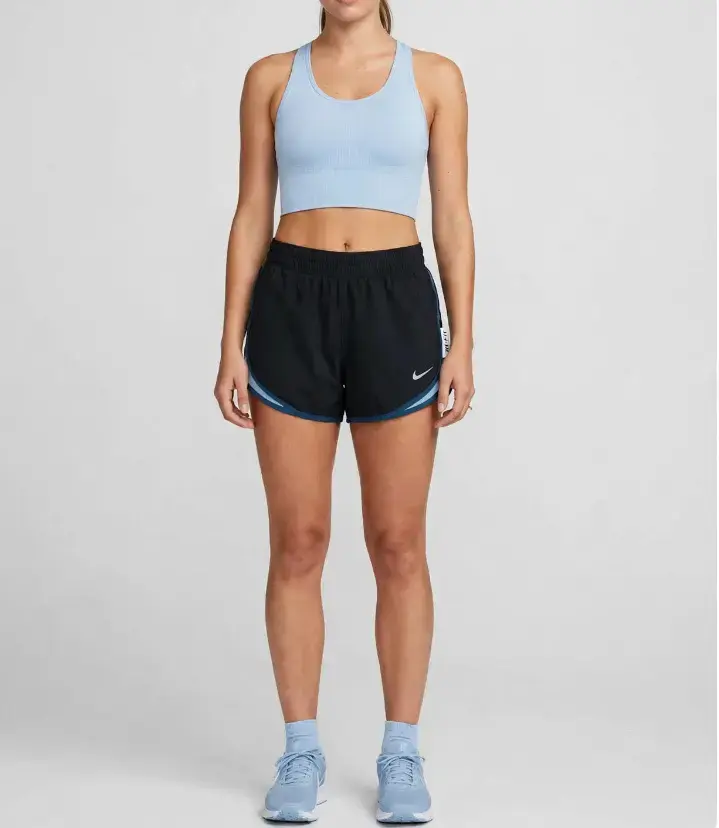 Shorts deportivos mujer Nike negros - 3
