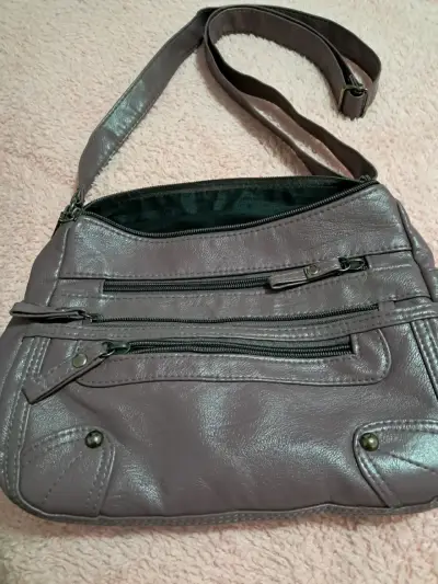 Bolsos de cuero sintético con múltiples compartime - miniatura 1