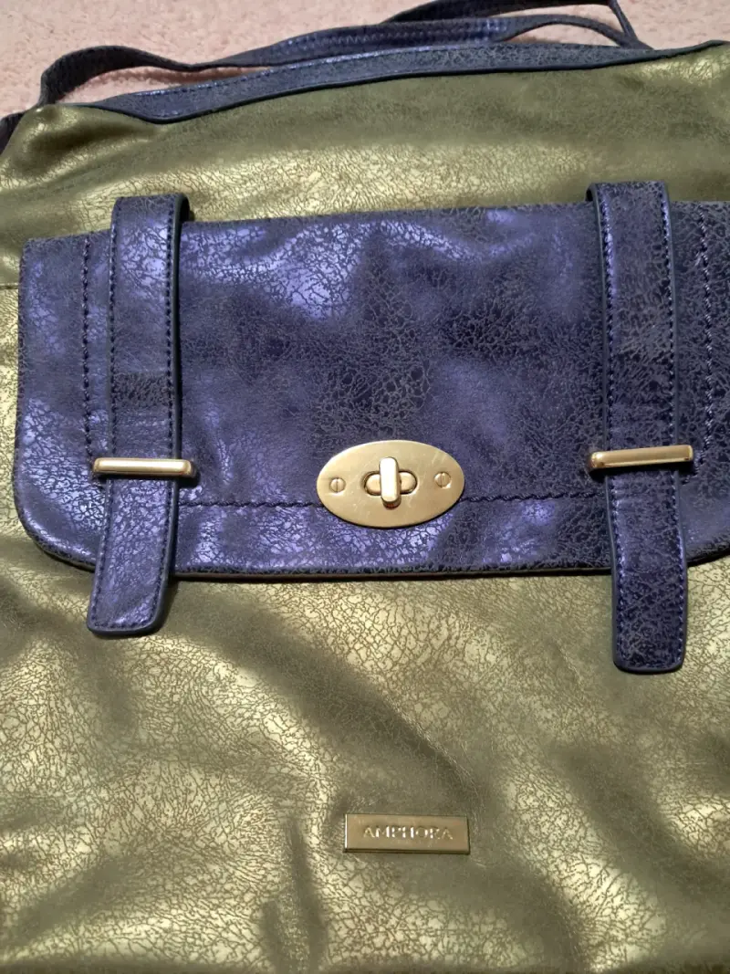 Bolsos de cuero sintético con múltiples compartime - 4
