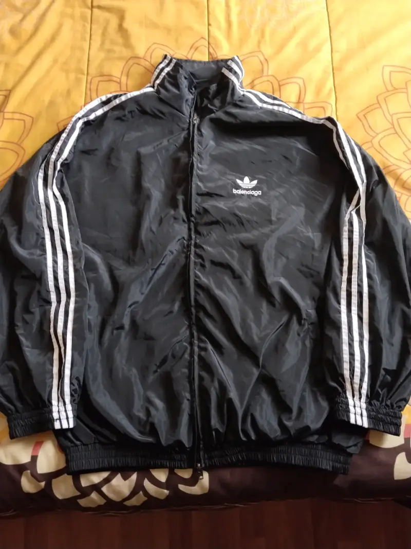 Chaqueta deportiva negra con rayas Balenciaga - 2