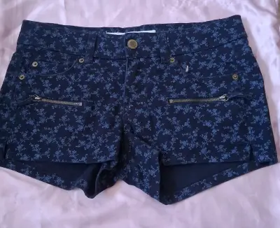Shorts de mezclilla estampados H&M L.O.G.G. - miniatura 1