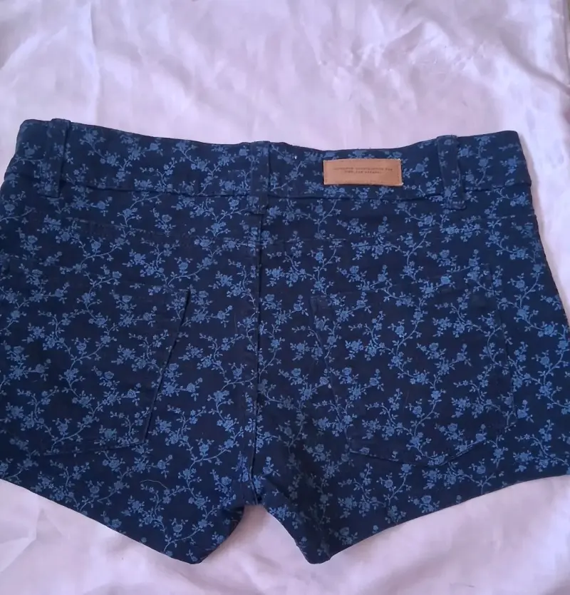 Shorts de mezclilla estampados H&M L.O.G.G. - 2