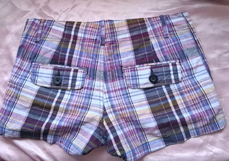 Shorts a cuadros moradito Rue21 para mujer - 2