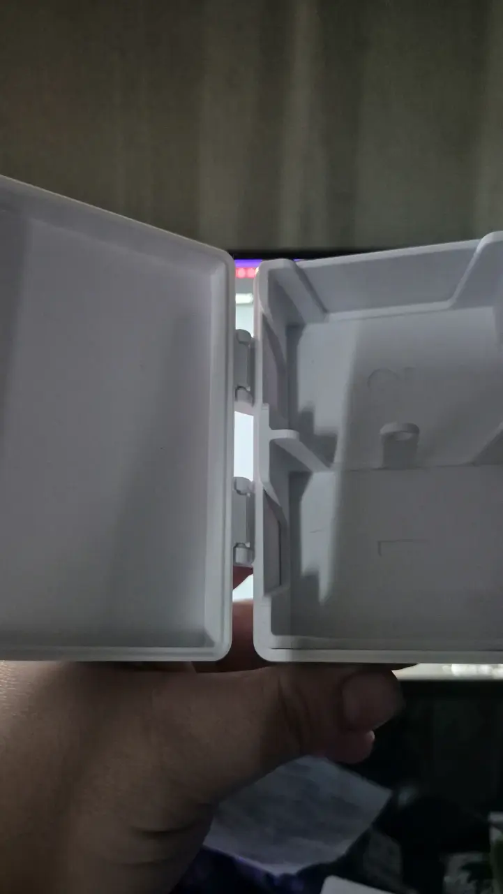 Caja organizadora lamninas Panini FIFA 2026 - 4