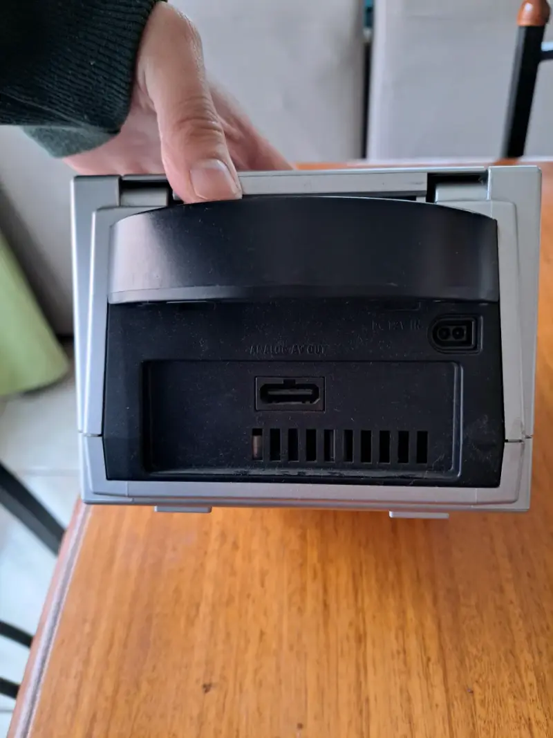 GameCube SOLO CONSOLA sin cables - 3