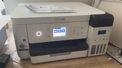 Impresora Epson SureColor F170 casi nueva - miniatura 1