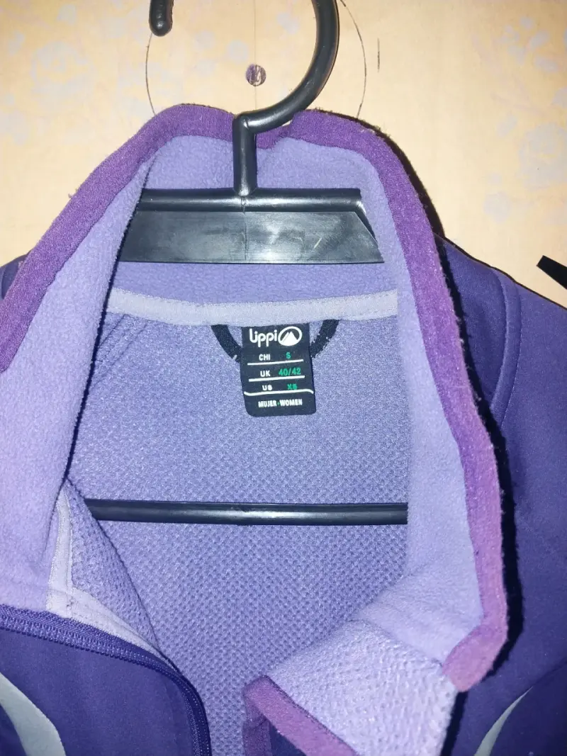 Chaqueta deportiva morada para mujer marca Lippi - 2
