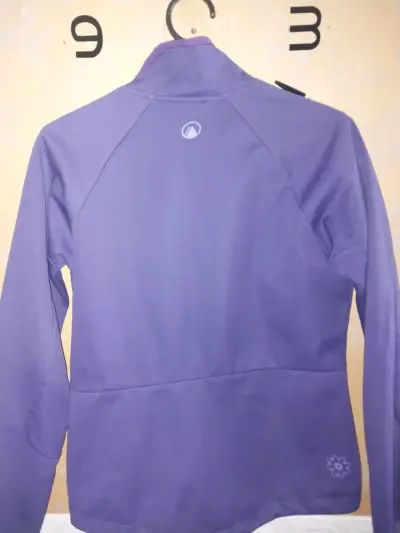 Chaqueta deportiva morada para mujer marca Lippi - miniatura 3