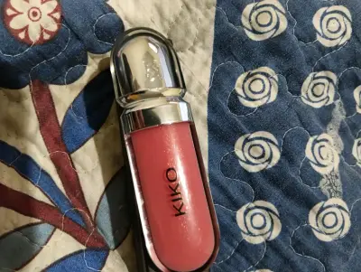 Brillo Labial Kiko 3D Hydra Rosado tono 17 - miniatura 1
