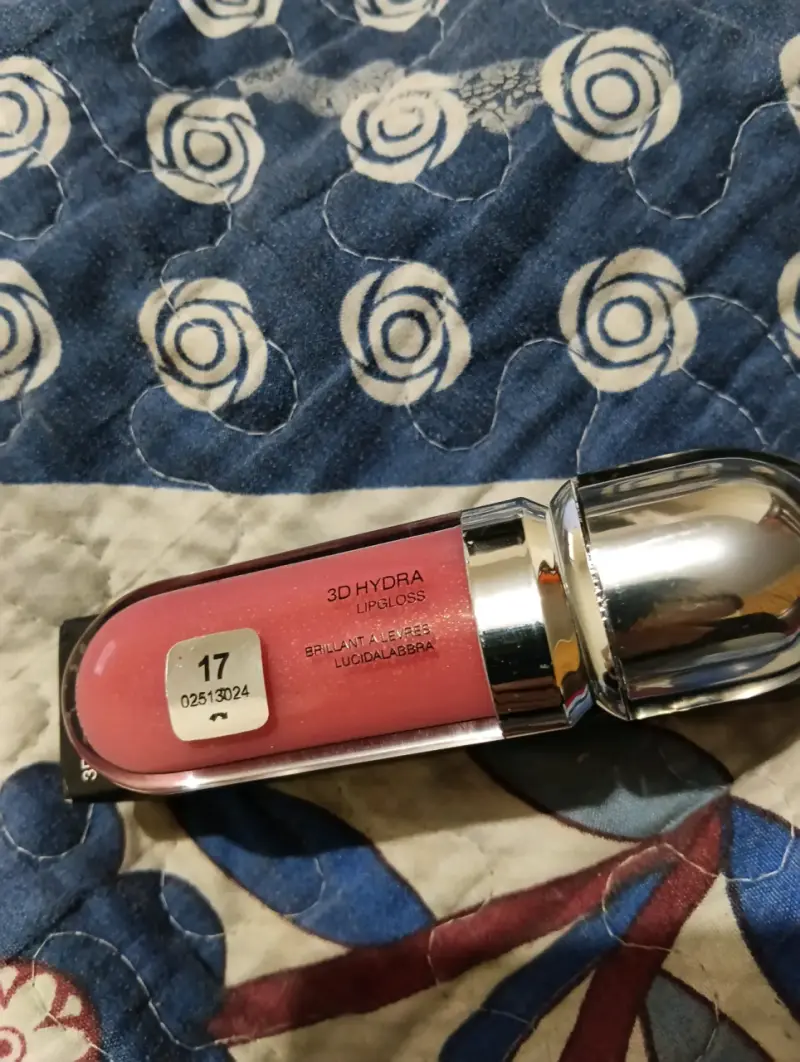 Brillo Labial Kiko 3D Hydra Rosado tono 17 - 2
