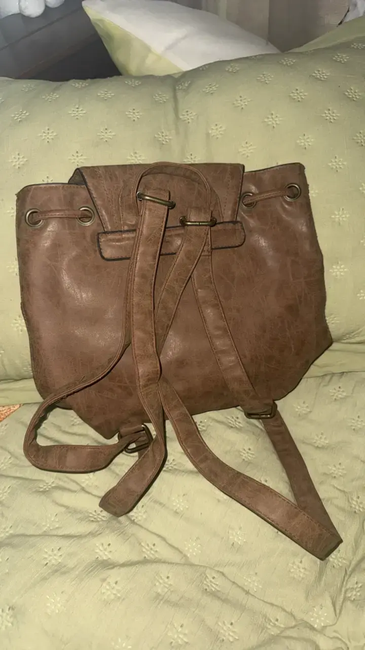 Mochila de cuerina marrón - 2