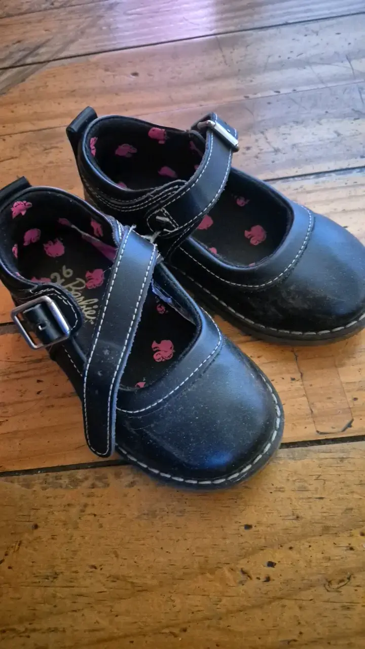 Zapatos de niña negros con hebilla - 1