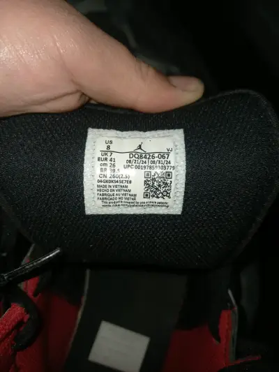 Zapatillas deportivas negras y rojas para hombre - miniatura 5