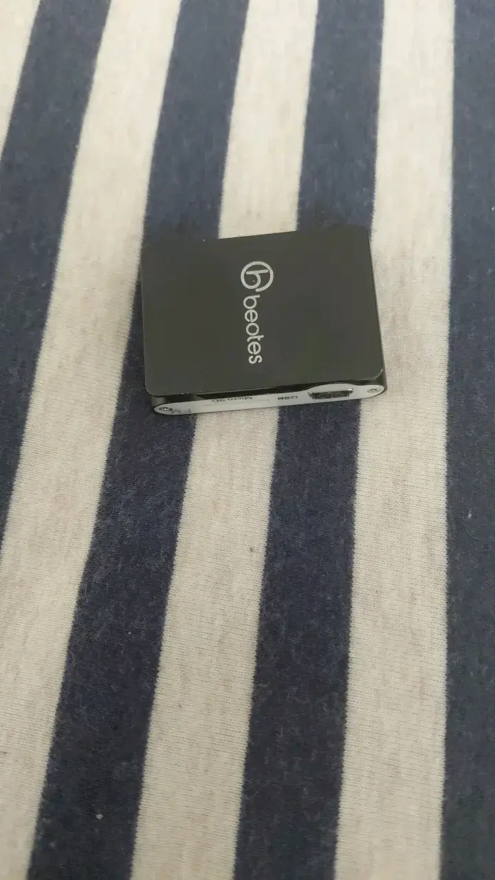 Reproductor MP3 portátil con clip Bodees - 2
