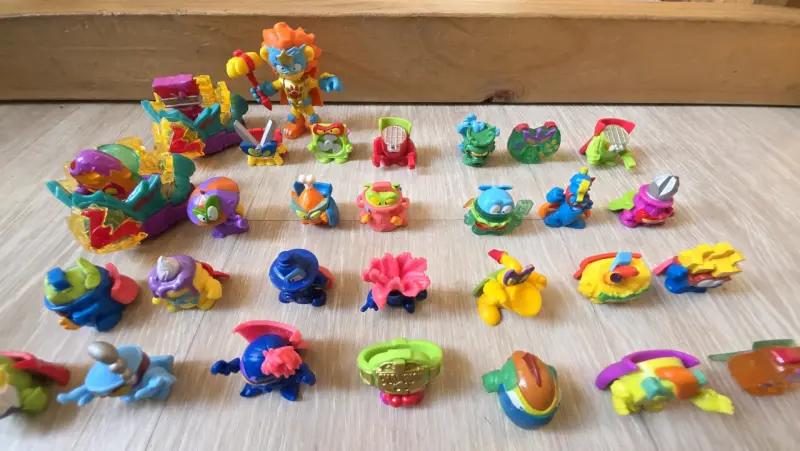 40 Superthings, 2 slider y 1 kazoom kids - 3