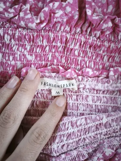 Vestido rosa con volantes Fashion Spark - miniatura 3