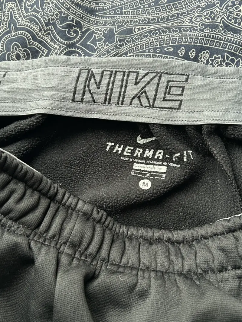 Pantalones deportivos Nike Therma-Fit negros - 2