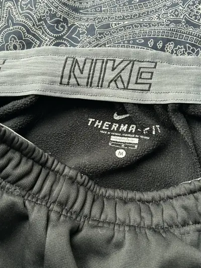 Pantalones deportivos Nike Therma-Fit negros - miniatura 2