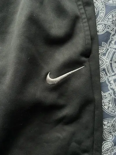 Pantalones deportivos Nike Therma-Fit negros - miniatura 4