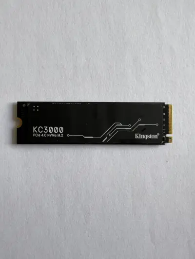 SSD Kingston KC3000 2TB - miniatura 1