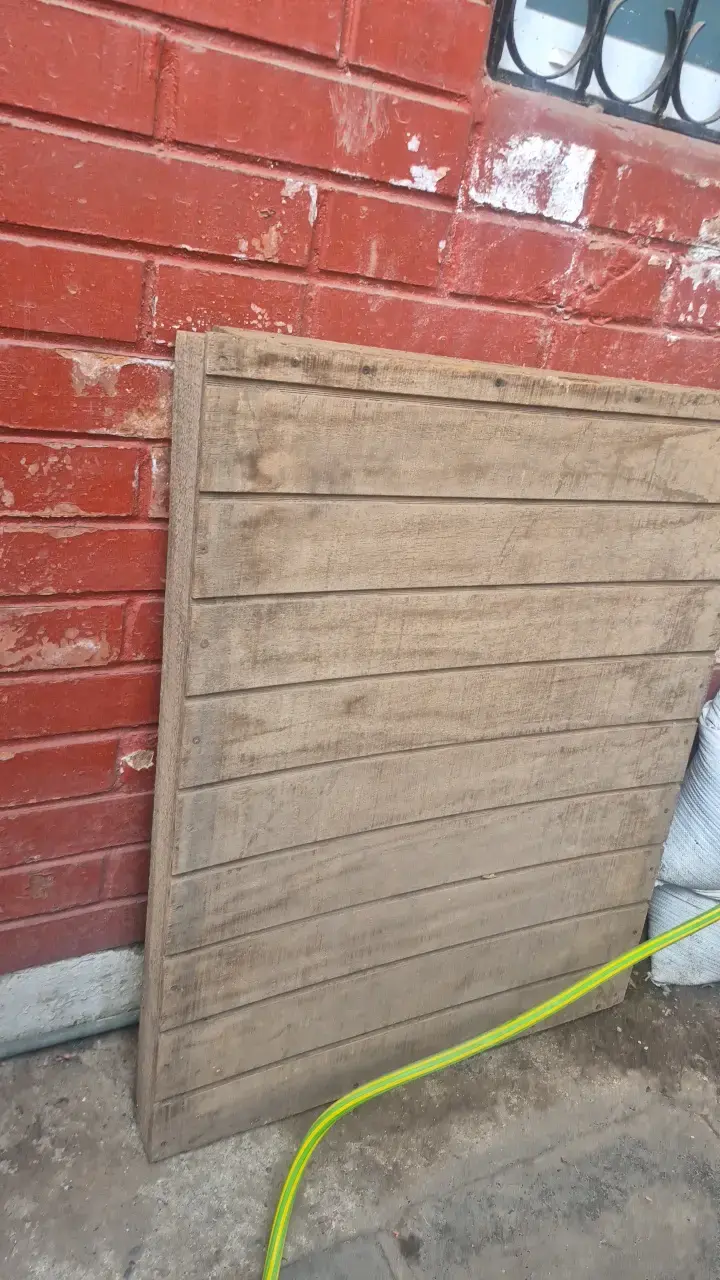 Caseta de madera para perro con techo impermeable - 4