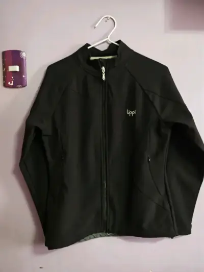 Chaqueta Softshell Negra para Mujer Lippi - miniatura 1
