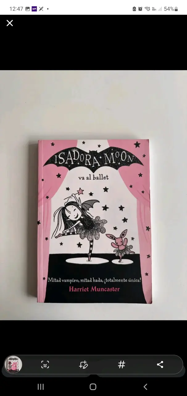 Libro Isadora Moon Va Al Ballet de Harriet Muncaster