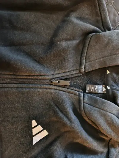 Poleron Adidas con capucha negra para niño - miniatura 3