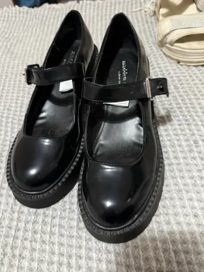 Zapatos Mary Jane negros con plataforma - miniatura 1