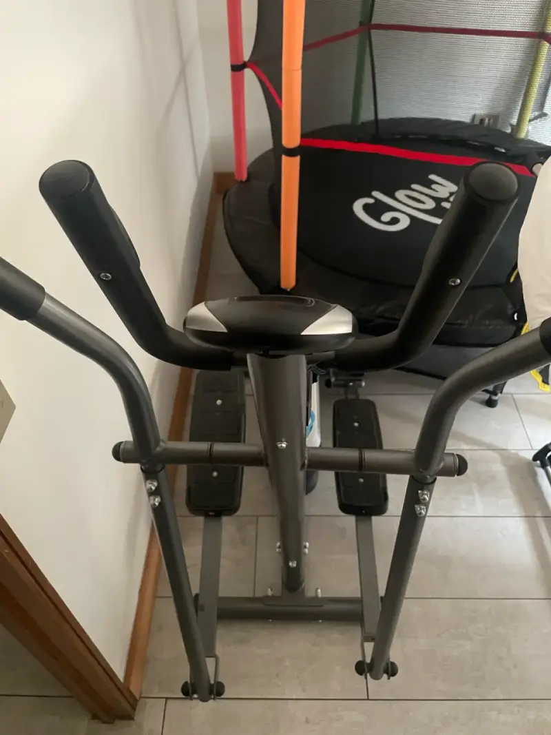 Máquina elíptica Ultimate Fitness  como nueva - 2