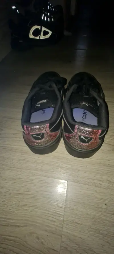 Zapatillas negras Puma para dama - miniatura 3