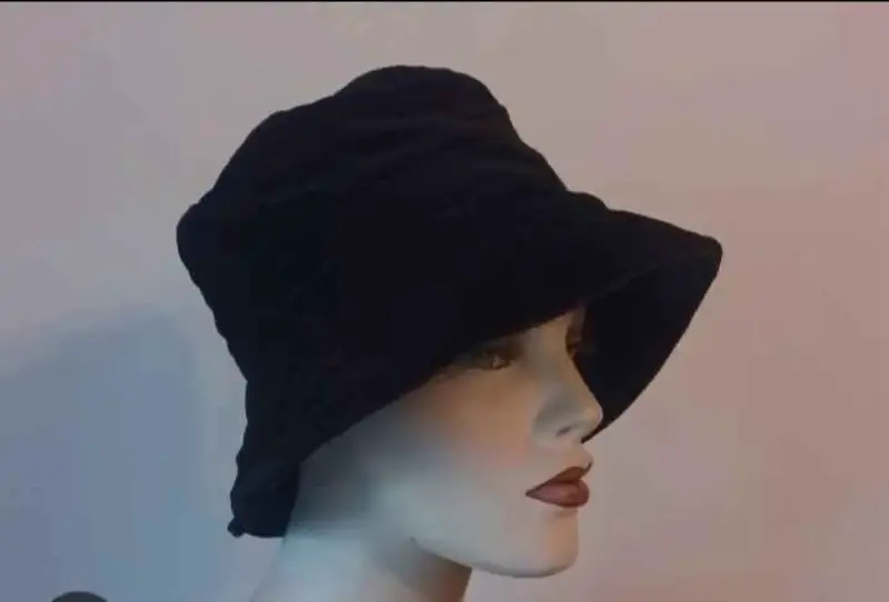 Sombreros de terciopelo en varios colores - 5