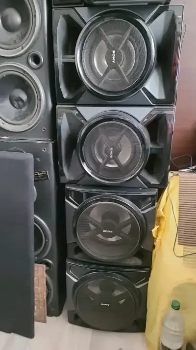 Sistema de sonido Sony Genezi con parlantes potentes - miniatura 2
