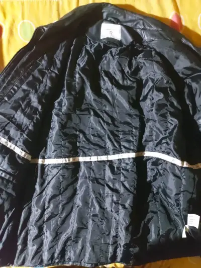 Chaqueta de cuero negra para hombre - miniatura 3