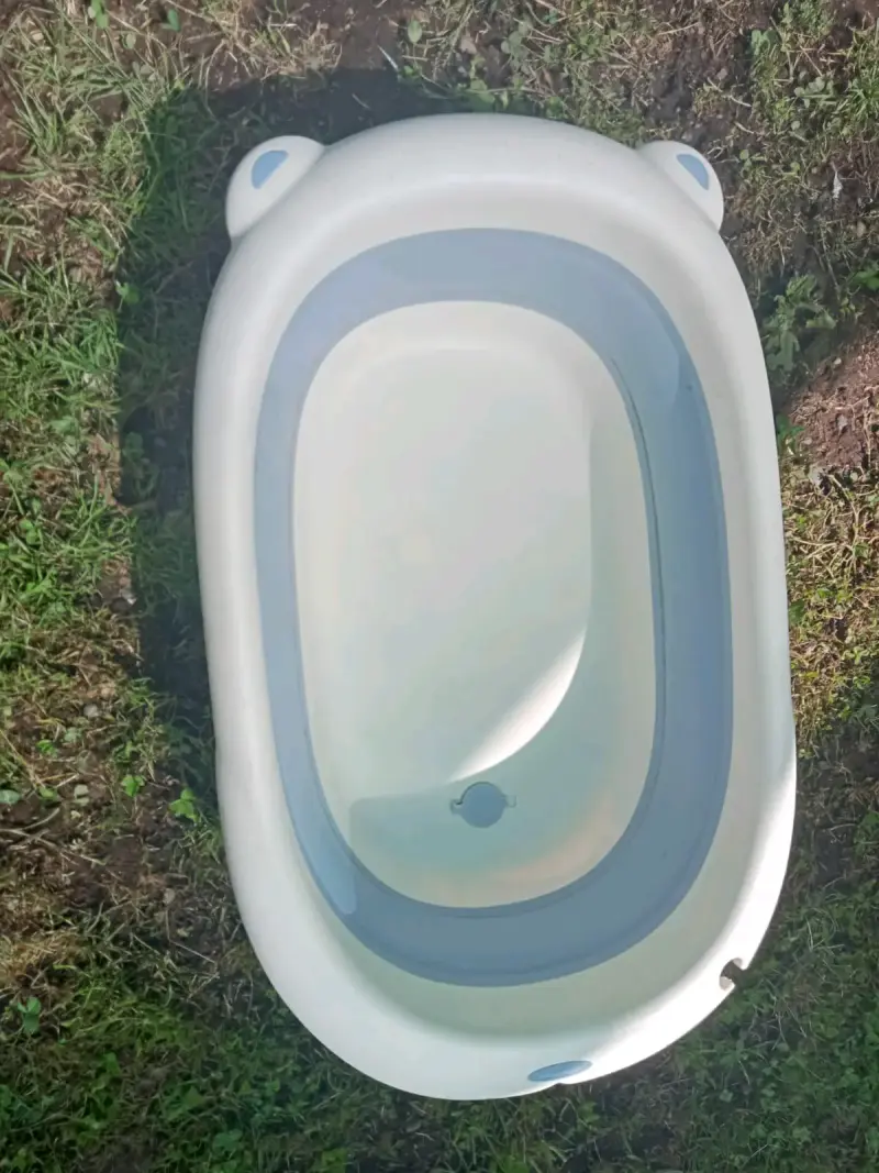 Tina de baño plegable para bebé - 2