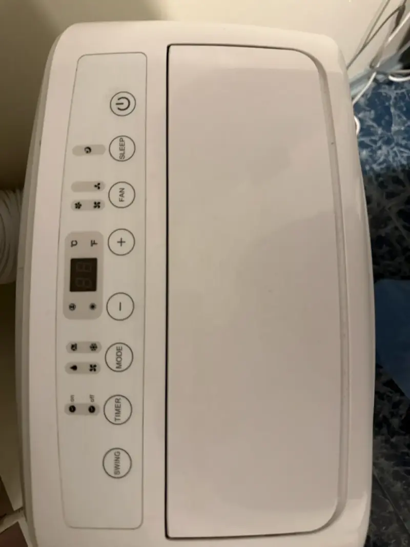 Aire acondicionado portátil Midea blanco 12 mil bt - 2