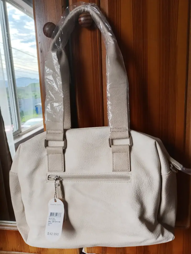 Bolso de mano beige con bolsillos - 2