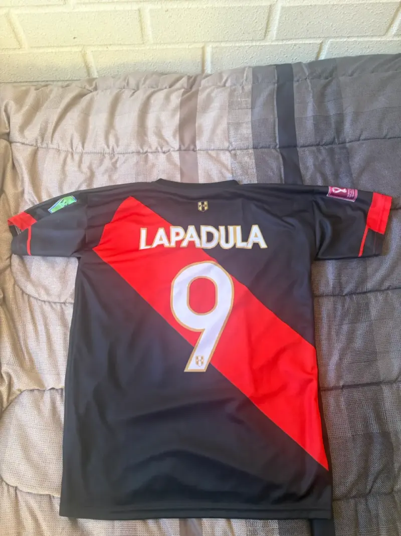 Camiseta de fútbol Perú Lapadula número 9 - 2