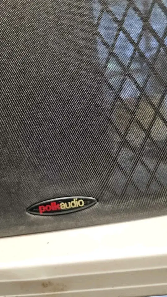 Subwoofer Polk Audio PSW10E con Control de Volumen - 4