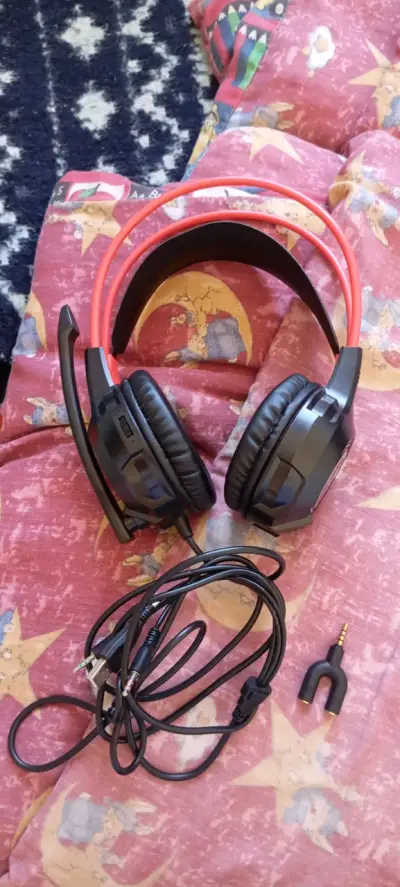 Auriculares gaming con micrófono y cable USB - miniatura 1