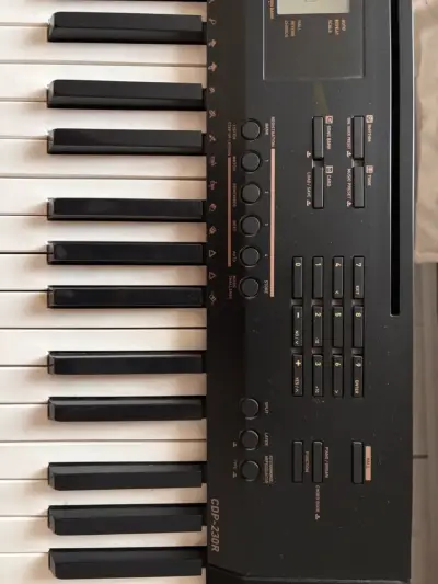 Teclado Casio CDP-230r - miniatura 3