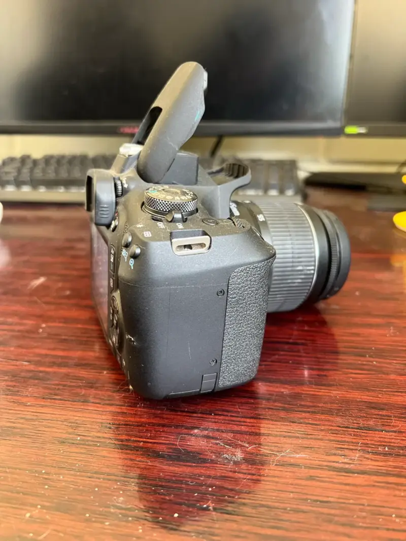 Canon t7 - 3