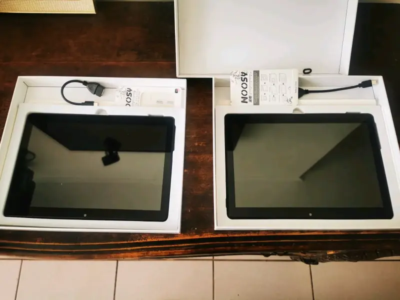 Tableta Android con pantalla táctil de 10 pulgadas - 1