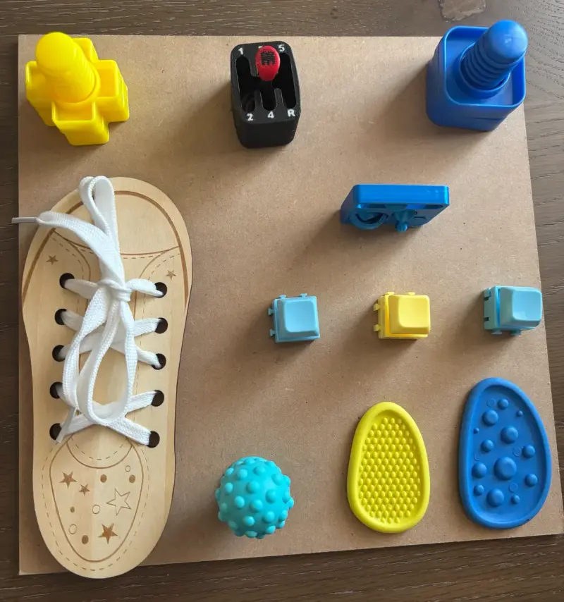 Set de juguetes sensoriales para niños - 2