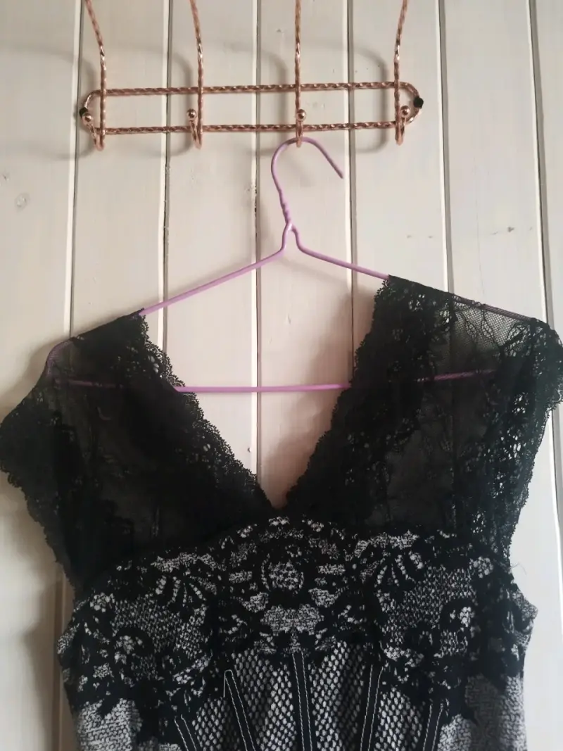 Vestido de encaje negro y blanco Marc Cain elegante - 3