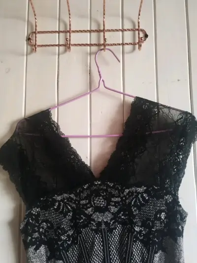 Vestido de encaje negro y blanco Marc Cain elegante - miniatura 3