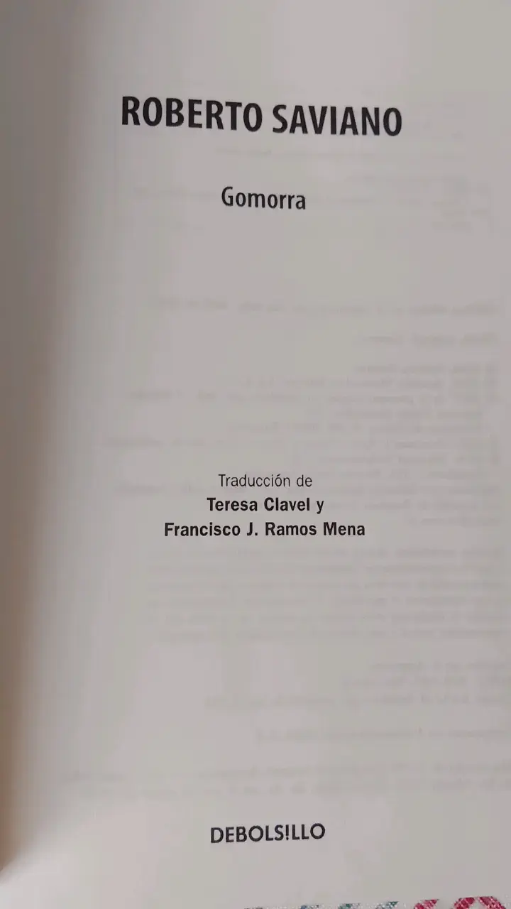 Libro Gomorra de Roberto Saviano - 2