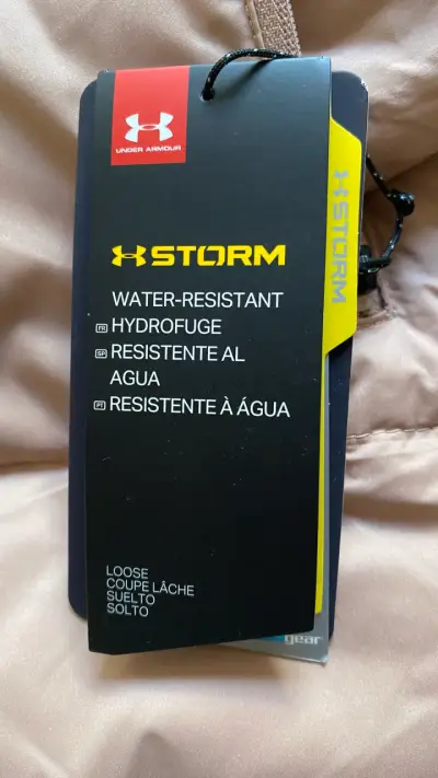Chaqueta acolchada resistente al agua Under Armour - miniatura 3