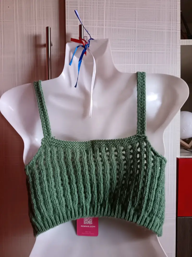 Top tejido verde con diseño de rana - 2