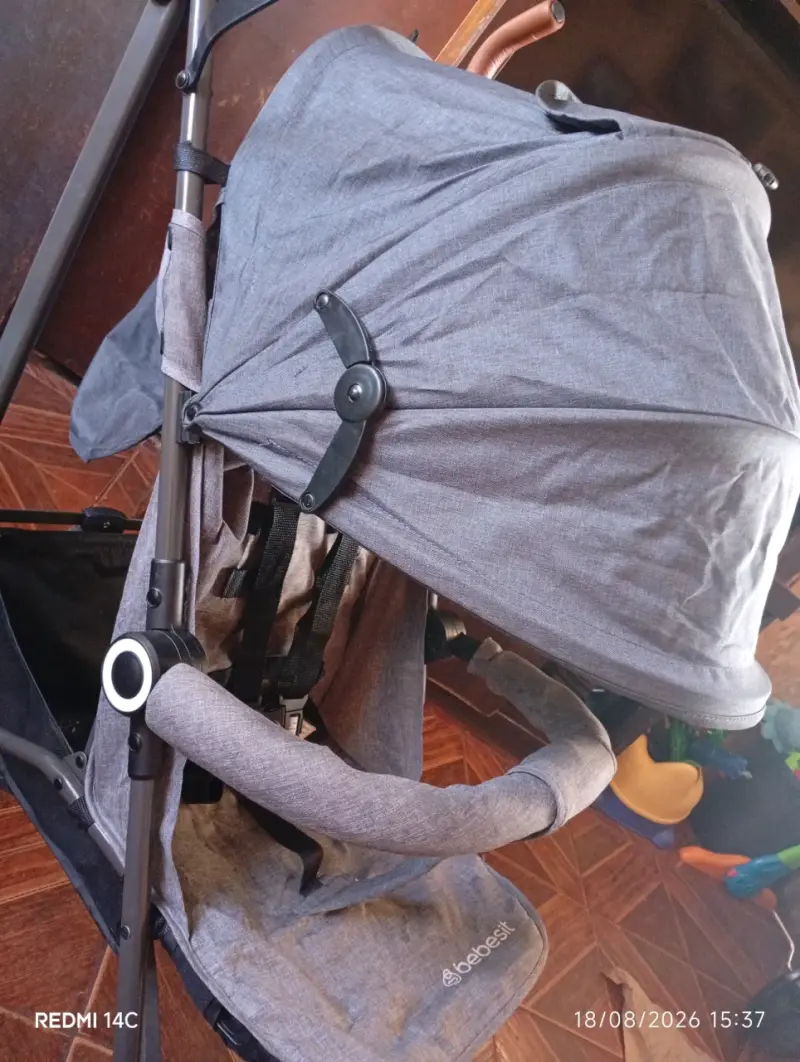 Coche de Paseo Bebesit Gris Plegable - 1